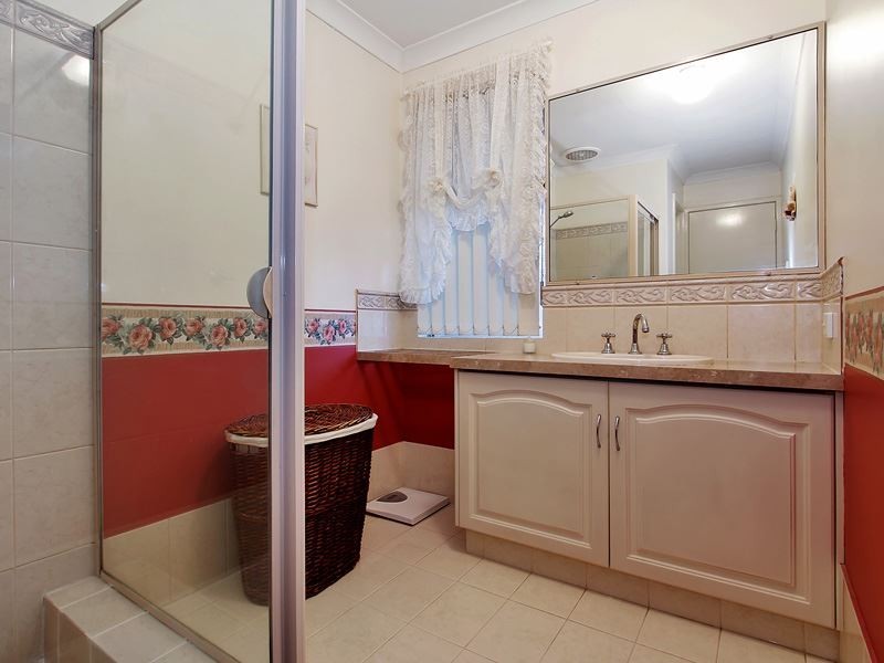 11 Alsop Place, Kardinya WA 6163