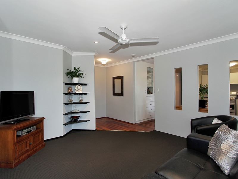 15 Alpin Court, Coolbellup WA 6163