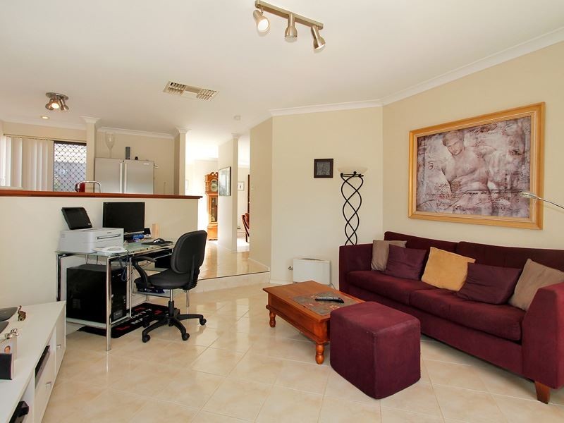 1 Green Court, Kardinya WA 6163