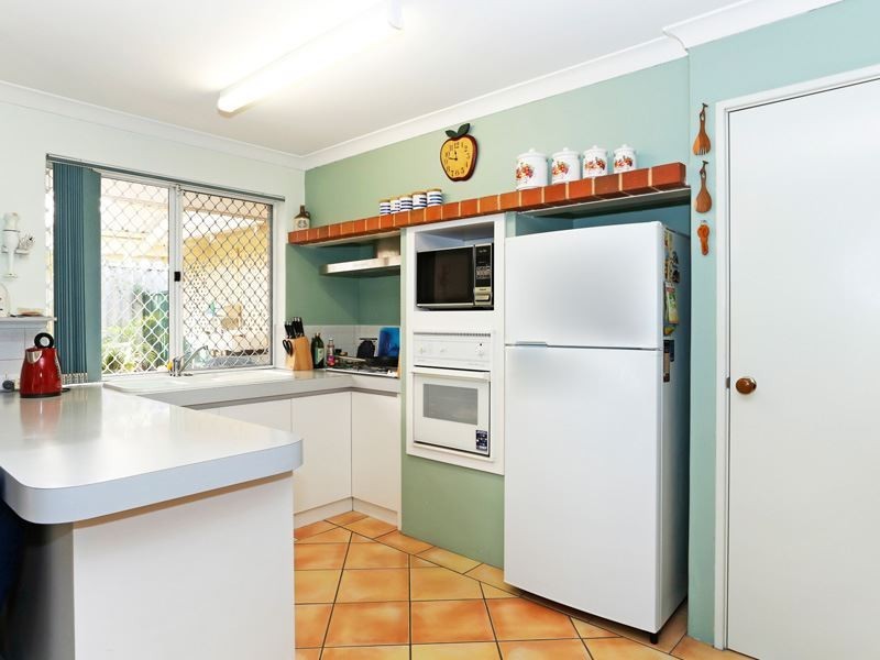 15 Michigan Heights, Success WA 6164