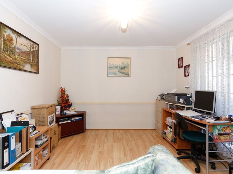 15 Michigan Heights, Success WA 6164