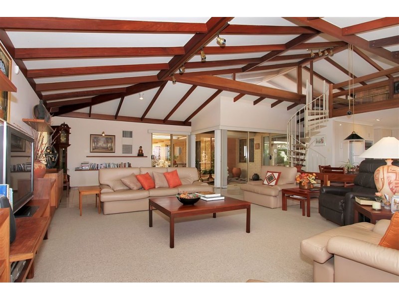 14 Whelan Road, Kardinya WA 6163