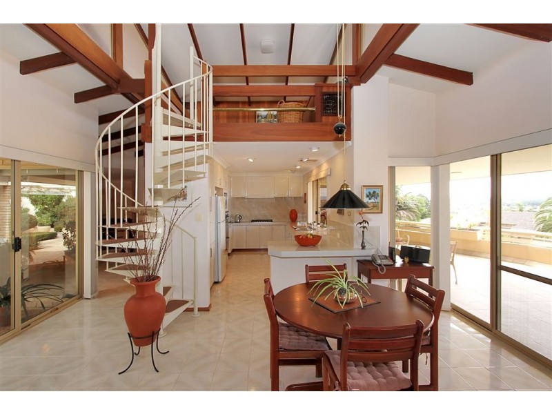 14 Whelan Road, Kardinya WA 6163