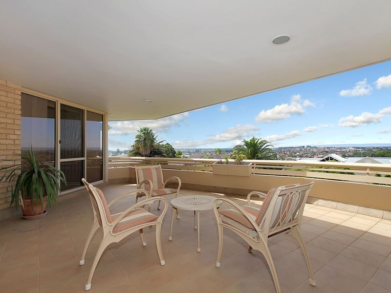 14 Whelan Road, Kardinya WA 6163