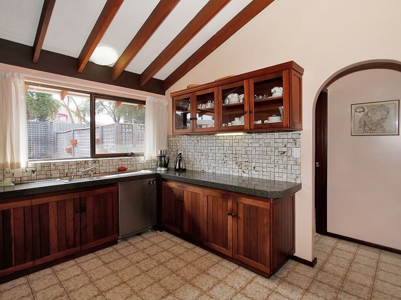 12 Norfolk Court, Bateman WA 6150