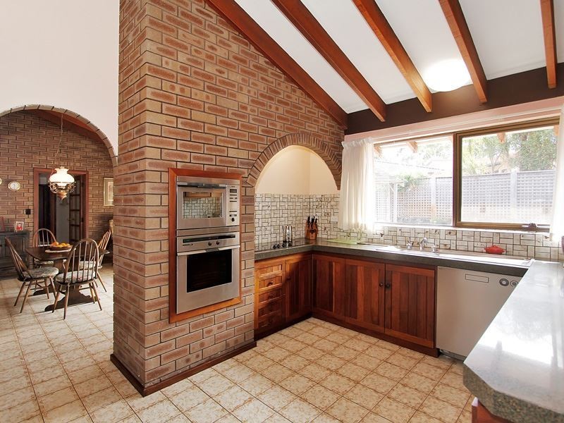 12 Norfolk Court, Bateman WA 6150