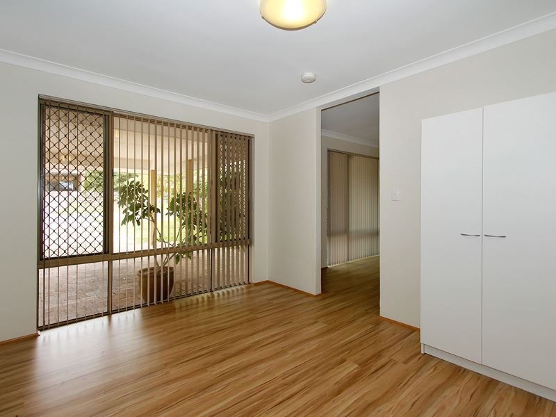 5 Palmerose Court, North Lake WA 6163