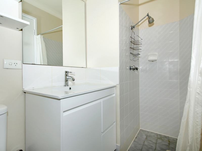 5 Palmerose Court, North Lake WA 6163