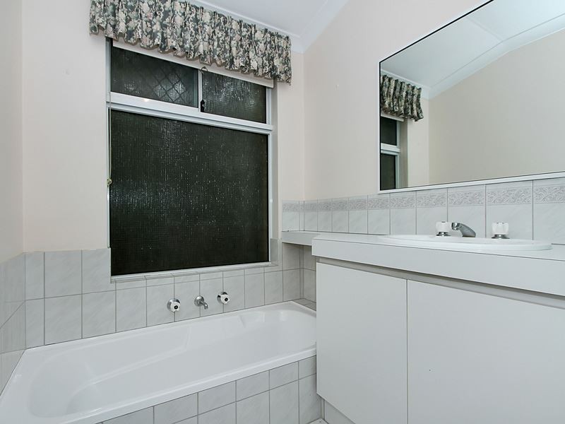 33c Slater Court, Kardinya WA 6163
