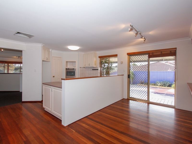 13 Alsop place, Kardinya WA 6163