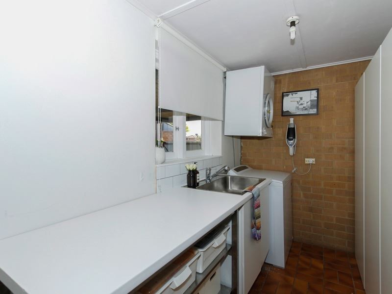 225 Winterfold, Coolbellup WA 6163