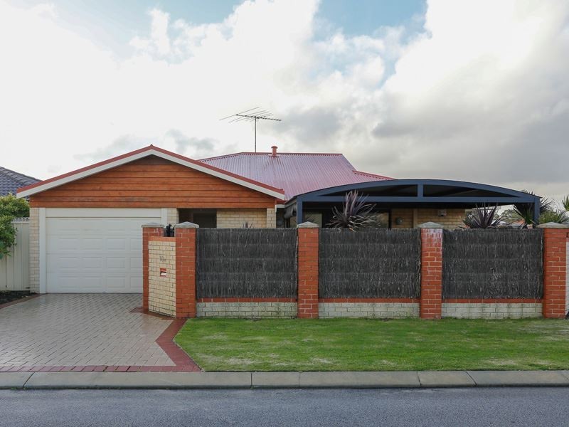 A/10 Makjanich Place, Success WA 6164