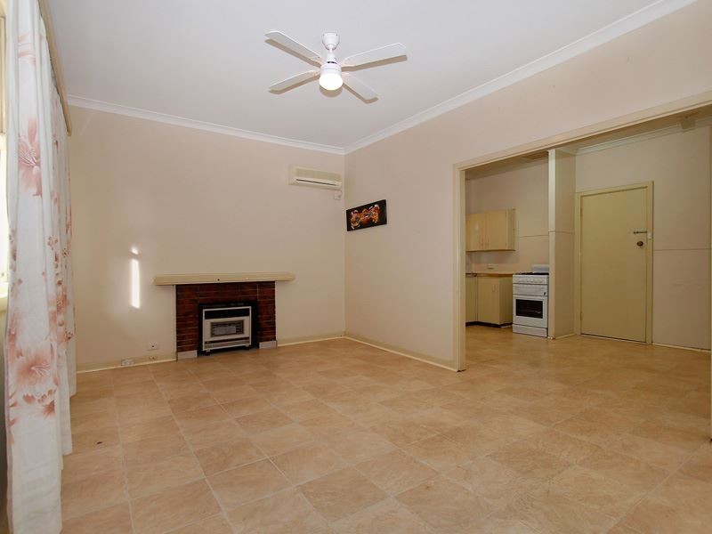 15 Coolbellup Avenue, Coolbellup WA 6163