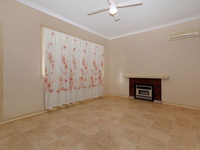 15 Coolbellup Avenue, Coolbellup WA 6163