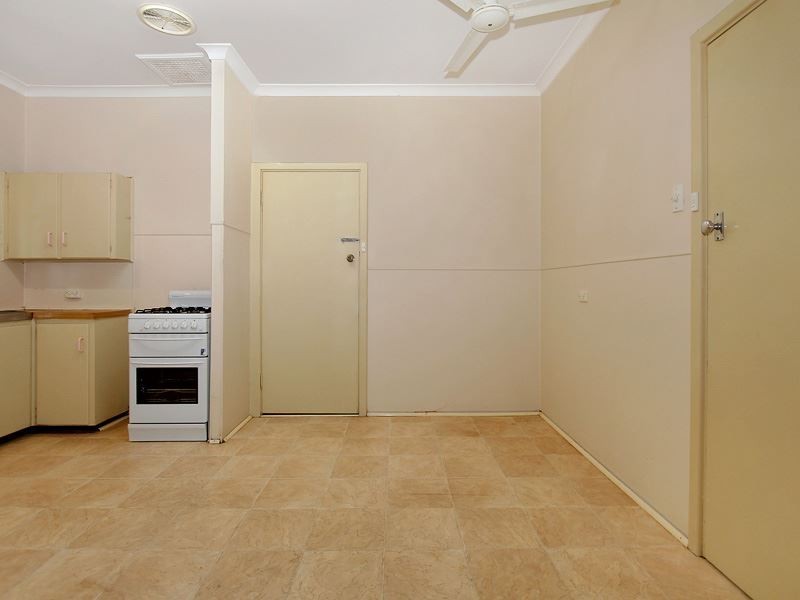 15 Coolbellup Avenue, Coolbellup WA 6163