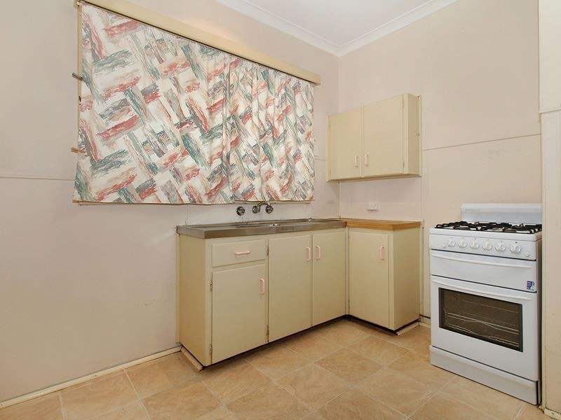 15 Coolbellup Avenue, Coolbellup WA 6163