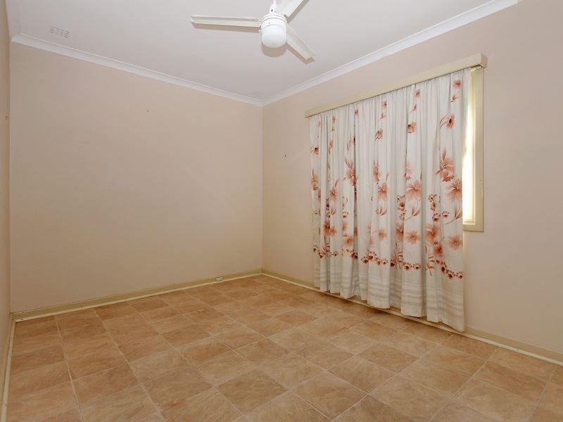 15 Coolbellup Avenue, Coolbellup WA 6163