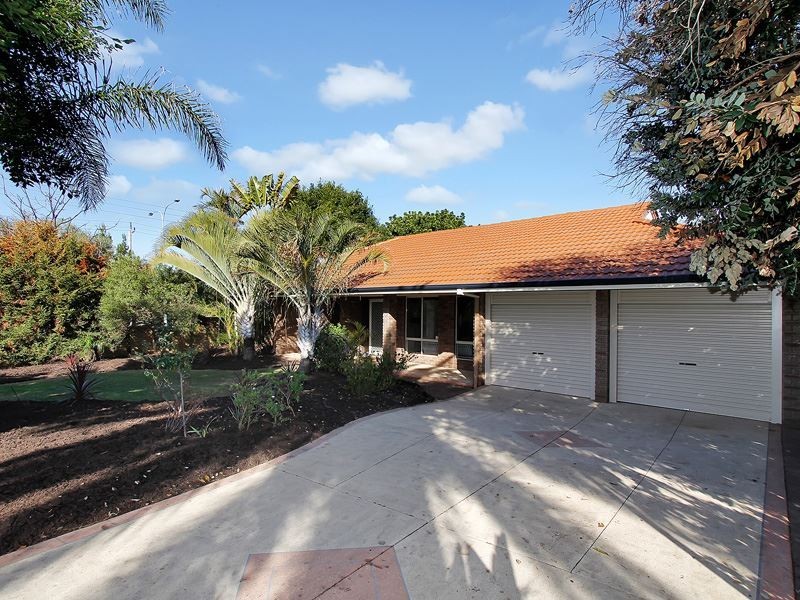 16 Barblett Way, Kardinya WA 6163
