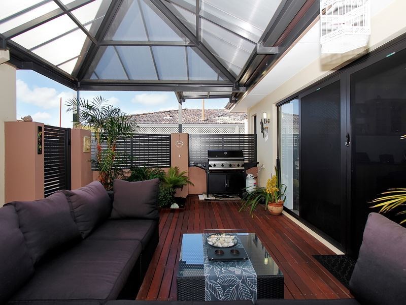 12B Hutchings Way, Kardinya WA 6163