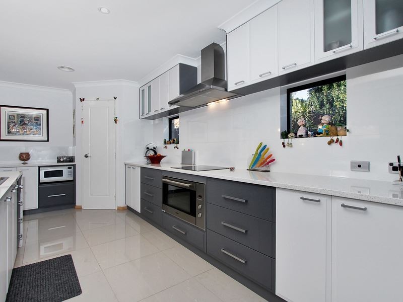 12B Hutchings Way, Kardinya WA 6163