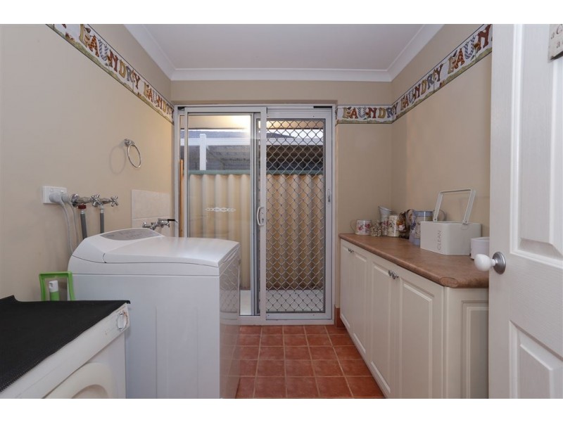 13 Hunter Way, Bertram WA 6167