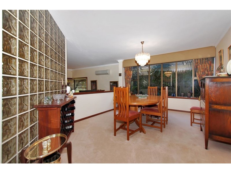 4 Buttel Top, Winthrop WA 6150