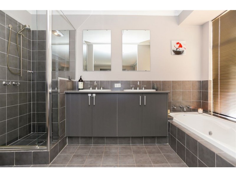 13 Britannia Way, Bertram WA 6167