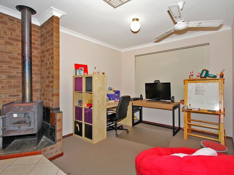 3 Paton Place, Samson WA 6163