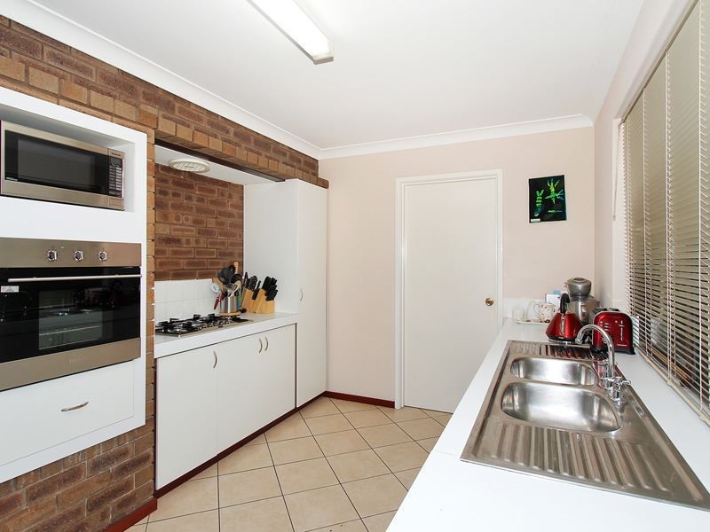 3 Paton Place, Samson WA 6163