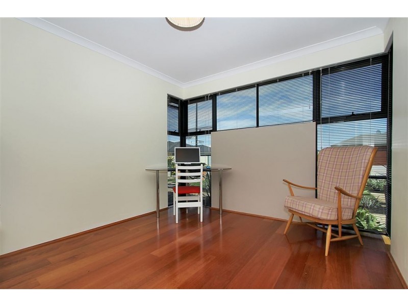 11 Staaten Street, Hammond Park WA 6164