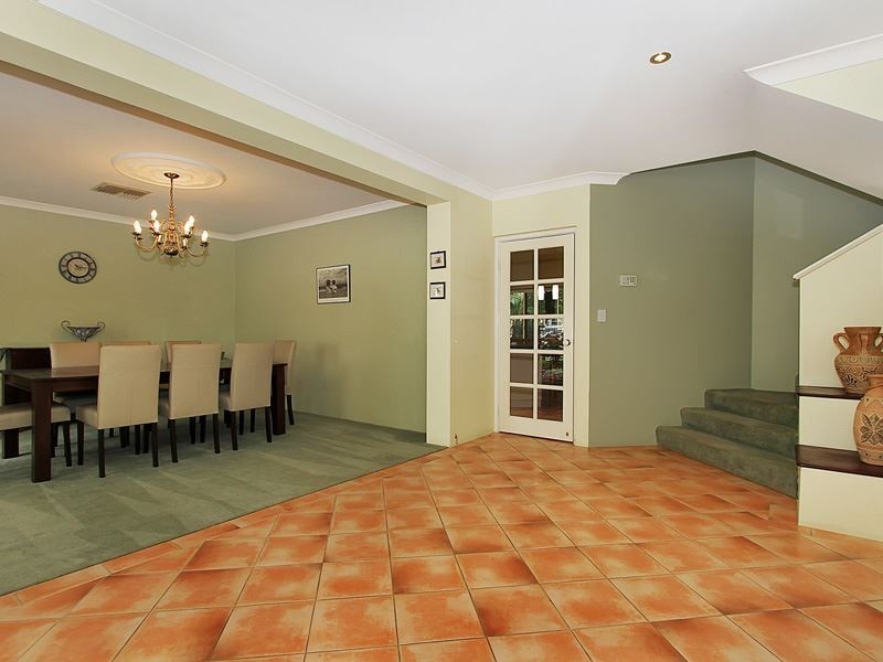 66 Peterborough Circle, North Lake WA 6163