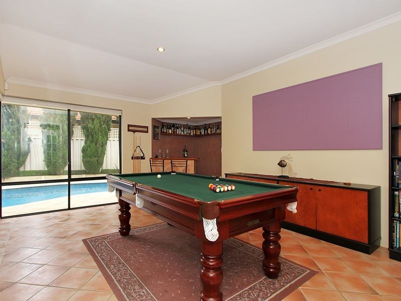 66 Peterborough Circle, North Lake WA 6163