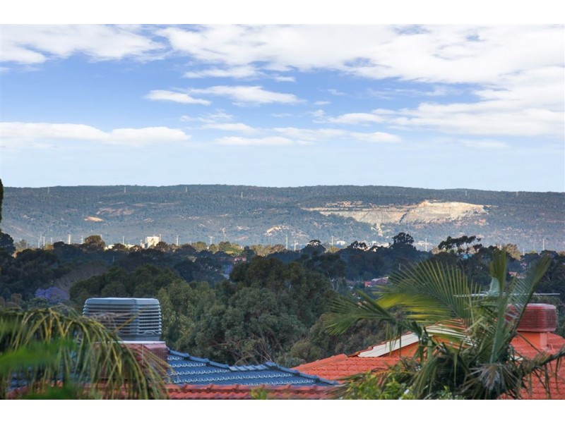 18 Norton Ridge, Winthrop WA 6150