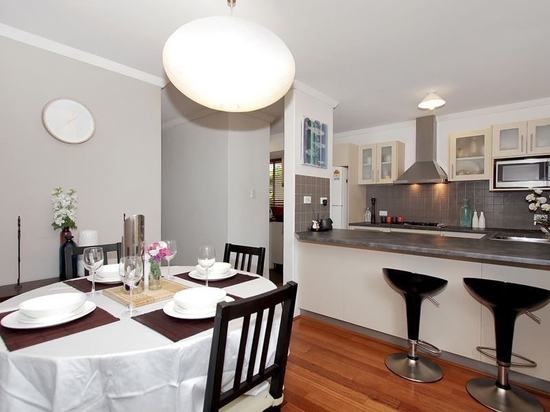 130/2 Wall Street, Maylands WA 6051