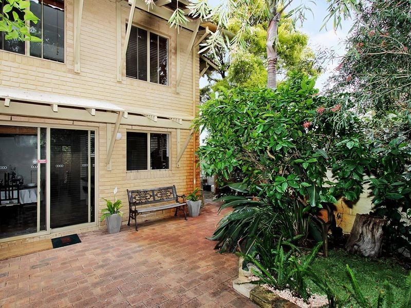 130/2 Wall Street, Maylands WA 6051