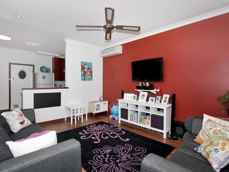 26 Hargreaves Road, Coolbellup WA 6163