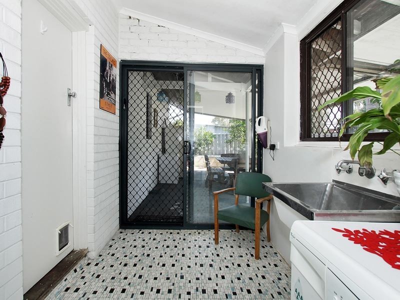 26 Hargreaves Road, Coolbellup WA 6163