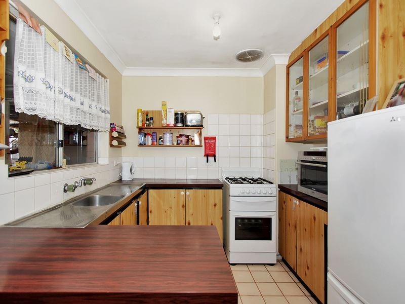 17 Gribble Avenue, Armadale WA 6112