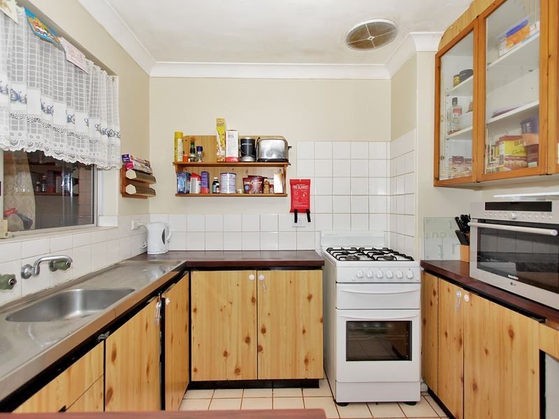 17 Gribble Avenue, Armadale WA 6112