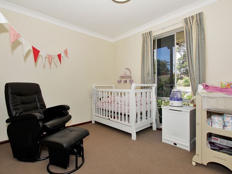 17 Gribble Avenue, Armadale WA 6112