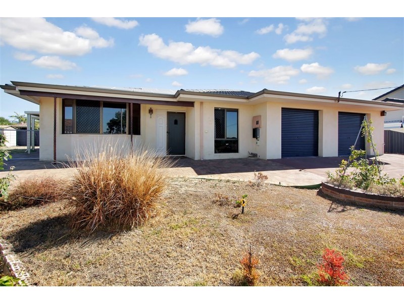 16 Cumbor way, Samson WA 6163