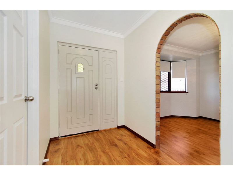 16 Cumbor way, Samson WA 6163