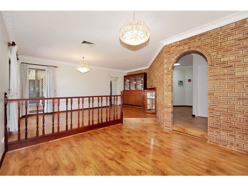 16 Cumbor way, Samson WA 6163