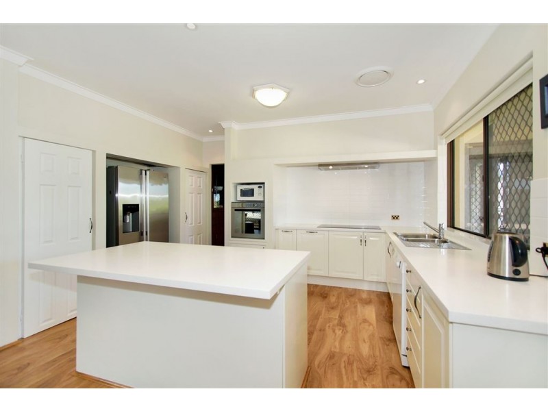 16 Cumbor way, Samson WA 6163