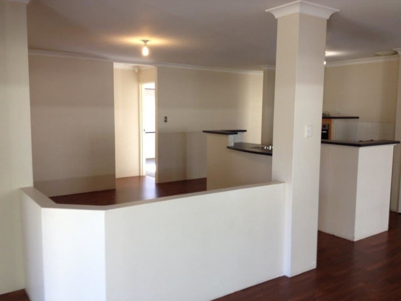 10 Baler Court, Hammond Park WA 6164