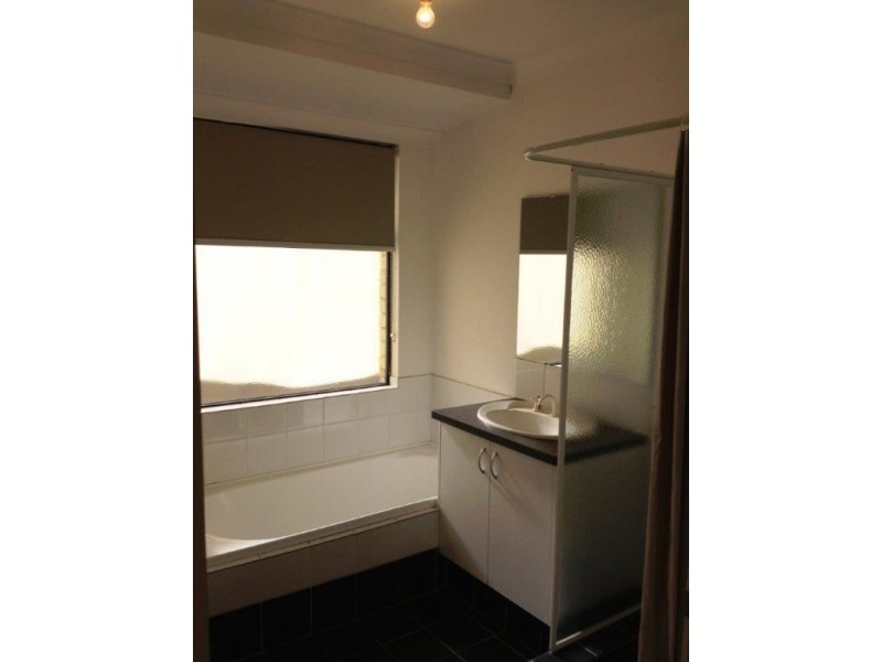 10 Baler Court, Hammond Park WA 6164