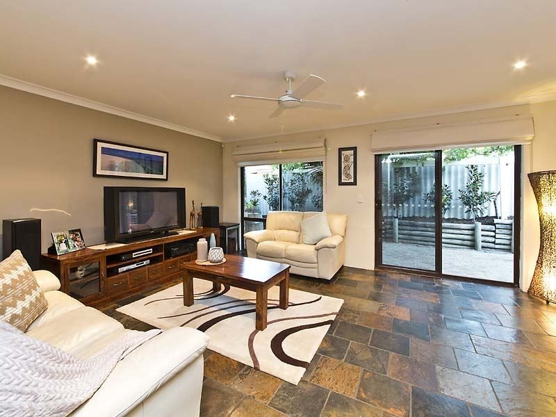 64 Marshall Way, Samson WA 6163