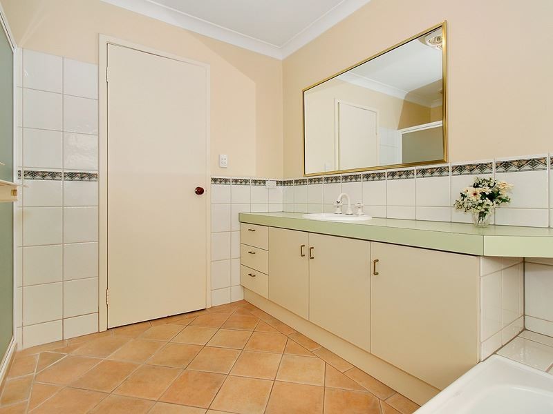 36 Sowden Drive, Samson WA 6163