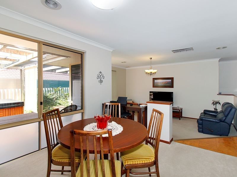 36 Sowden Drive, Samson WA 6163