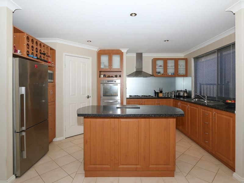 1G Williams Road, Melville WA 6156